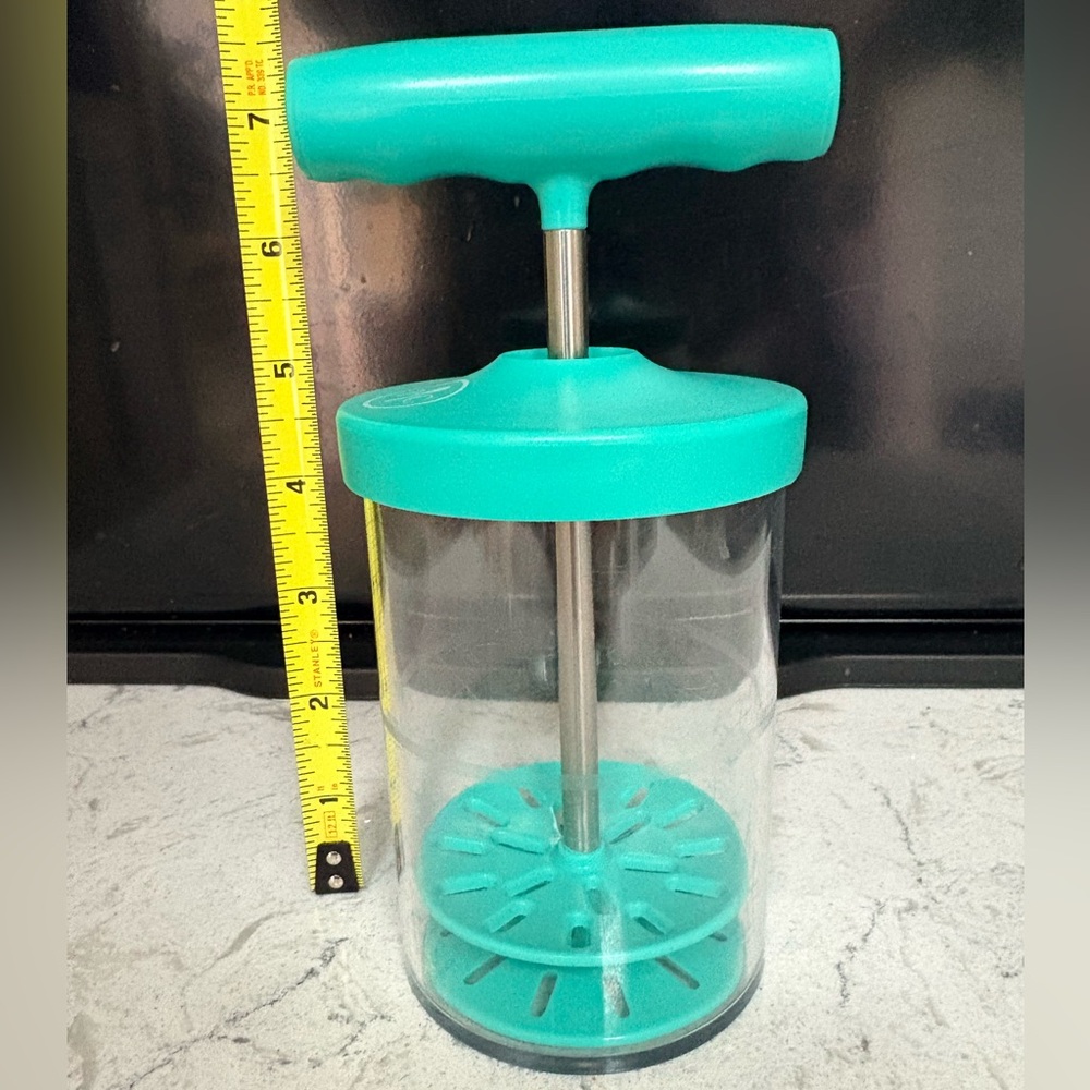 Pampered Chef Whipped Cream Maker  #1461